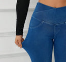 [Pague 2, Leve 3] Calça Jeans Feminina Lady Flare de Cintura Alta em Algodão e Poliéster