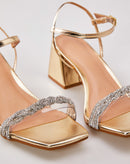 Sandália Salto Flare Tira Trançada com Strass - Dourado