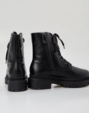 Bota Coturno com Sola Tratorada e Zíper - Preto