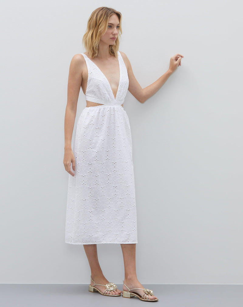 Sandália Salto Bloco Baixo Detalhe em Flor - Dourado Claro