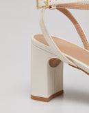Sandália Salto Retangular com Tiras - Off-white