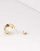 Argola Pequena Essential Texturizada Folheada  - Dourado