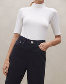 Calça Reta Cropped de Sarja - Preto