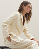 Blazer Reto com Bolso e Lapela - Areia