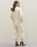 Blazer Reto com Bolso e Lapela - Areia