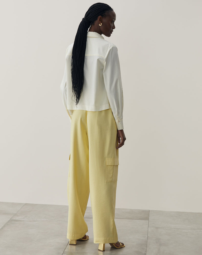 Camisa Básica Curta - Amarelo Claro