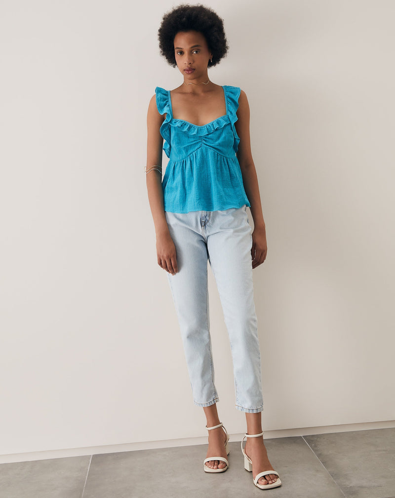 Regata Curta com Alça Cruzada nas Costas - Azul Turquesa