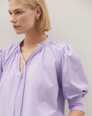 Bata Manga Curta com Decote Profundo - Lilás