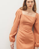 Vestido Curto com Manga Bufante  - Caramelo