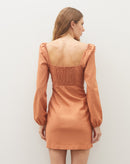 Vestido Curto com Manga Bufante  - Caramelo