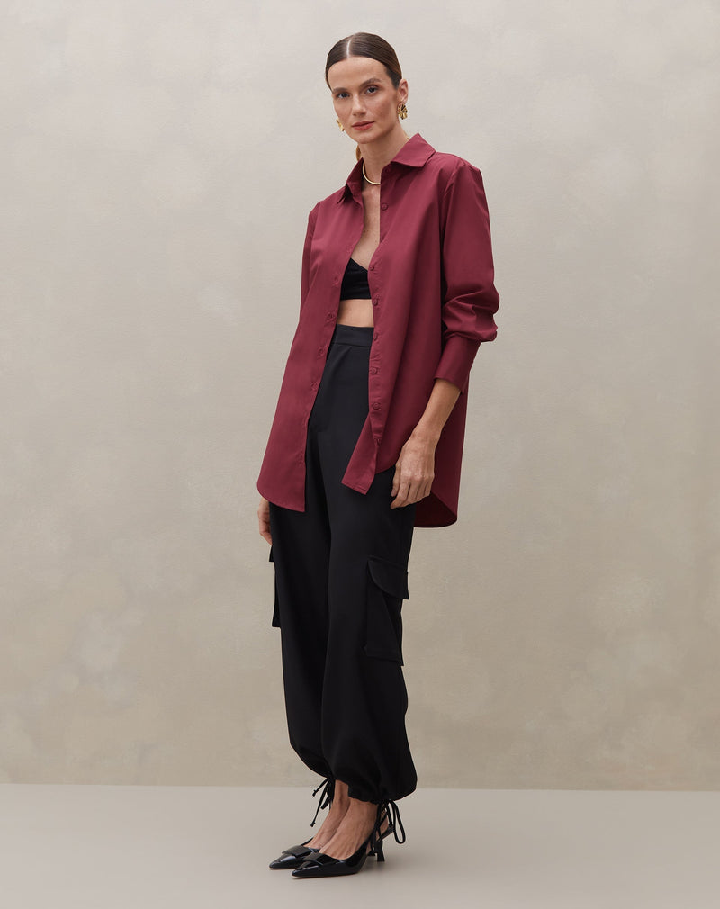 Camisa Alongada com Barra Arredondada - Vinho