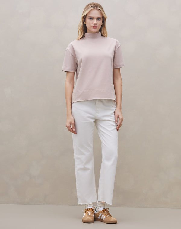 Camiseta Gola Alta Barra Larga de Malha - Bege