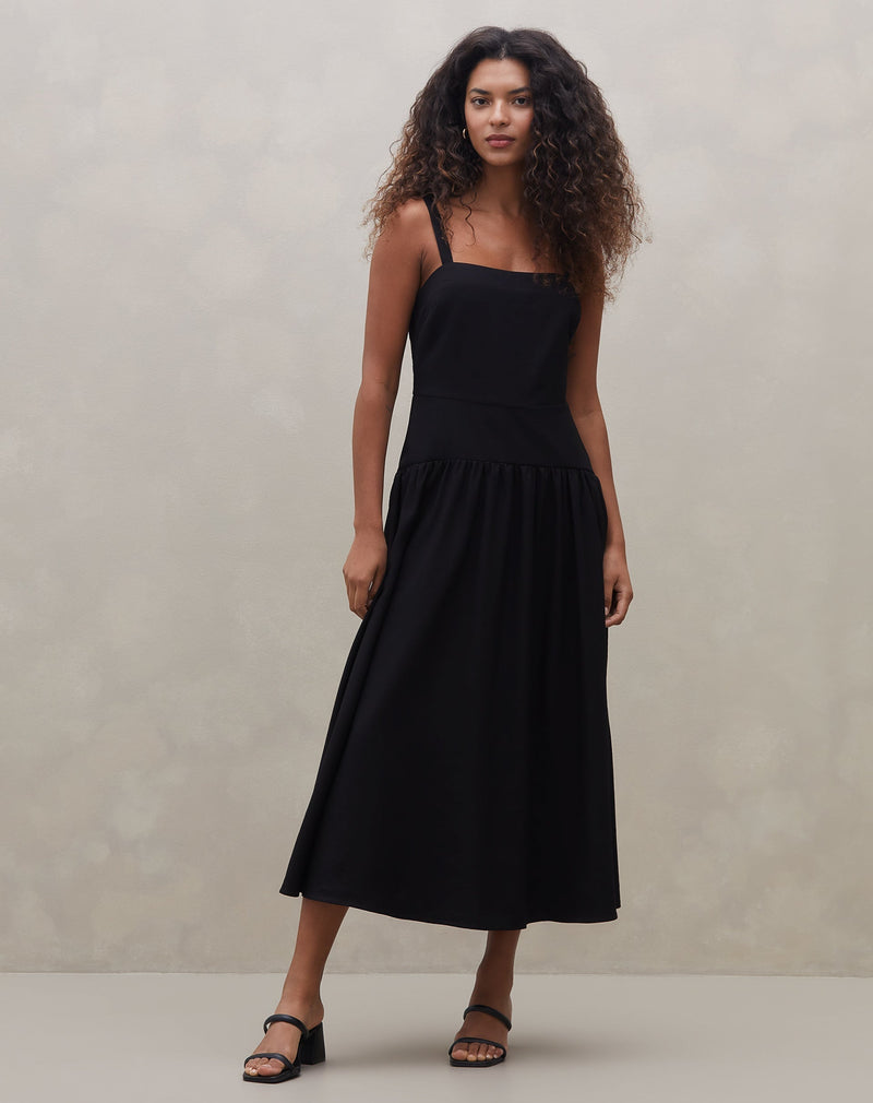 Vestido Midi de Alça com Saia Franzida - Preto
