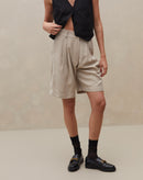 Bermuda com Pregas Alfaiataria - Caqui