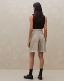 Bermuda com Pregas Alfaiataria - Caqui