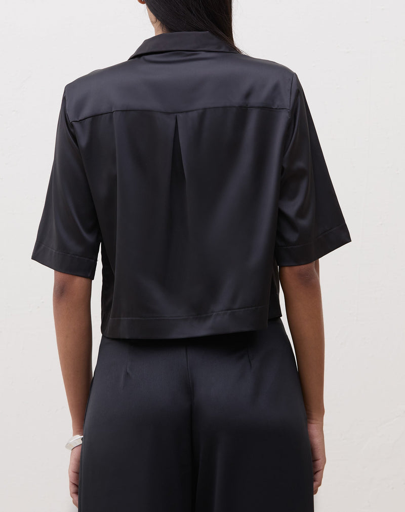 Camisa Reta Manga Curta - Preto