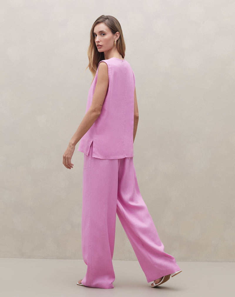 Regata Decote V de Linho - Rosa