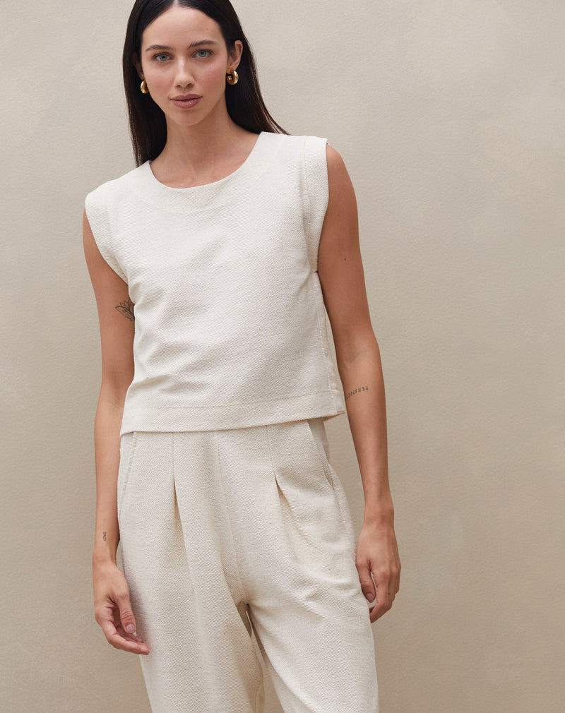 Regata Quadrada de Malha Texturizada - Natural